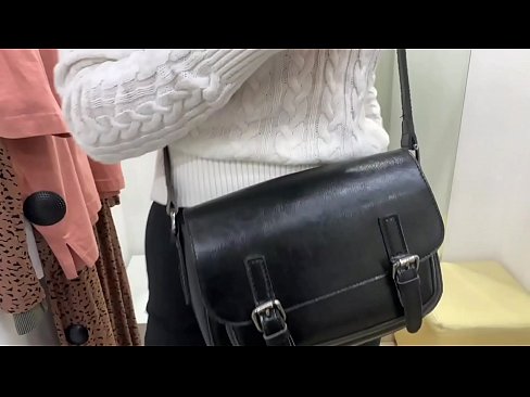 ❤️ Masturbarea în public a tinerei târfe FeralBerry cu un dildo în cabina de probă ️ at us ro.my-hentai-gallery.ru ❌️❤